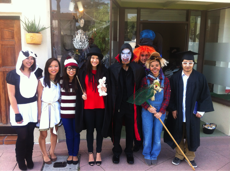 Ready Artwork Halloween Group Picture 